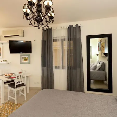 Apartment Casa Christine *